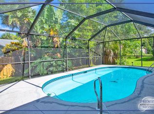 4053 Seaoats Ln, Naples, FL 34112