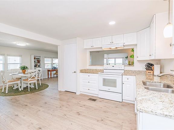 5th image of 4851 W GANDY BOULEVARD #23C