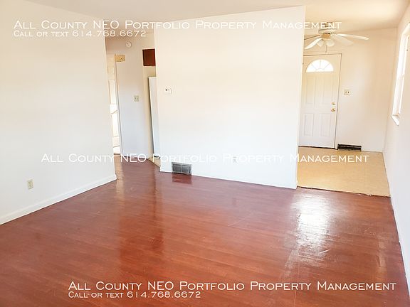 2nd image of 1258 Fenceway Dr APT A