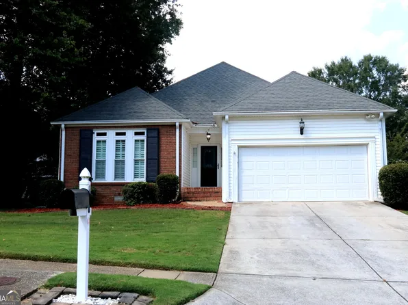 160 Fenwyck Cmns, Fayetteville, GA 30214