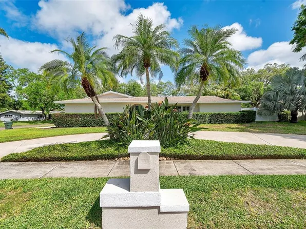 2216 El De Oro Dr, Clearwater, FL 33764