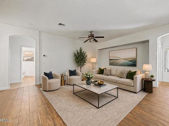 2nd image of 45042 W CYPRESS Lane