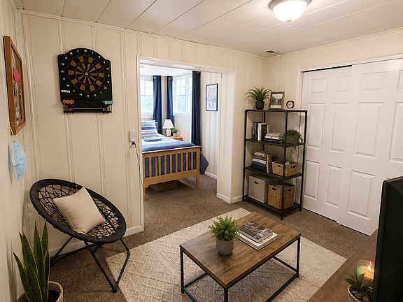 2nd image of 4570 Arapahoe Ave #4570