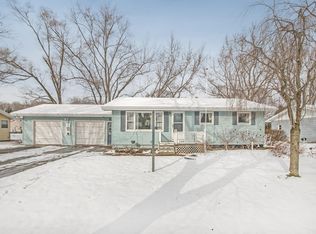 521 Ansley Dr, Saint Joseph, MI 49085