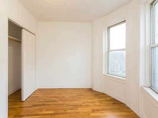 Rented by MNS | media 16