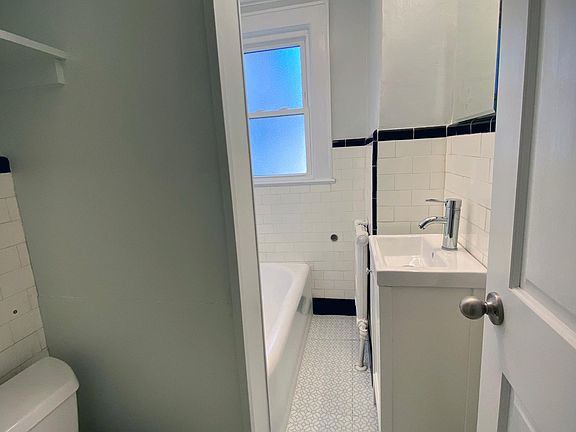 5th image of 51 Benedict Blvd APT 4