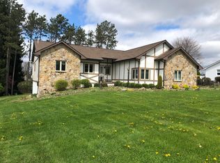 915 Walnut Ave, Dubois, PA 15801