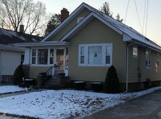 2501 71st St, Kenosha, WI 53143