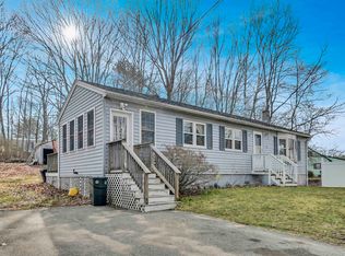 16 New Rd, Newmarket, NH 03857