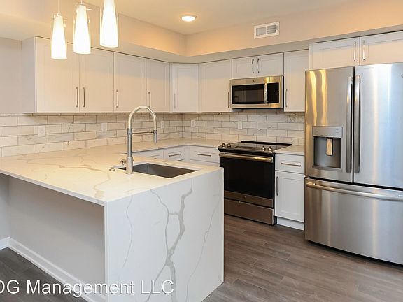4th image of 726 N 19th St #7