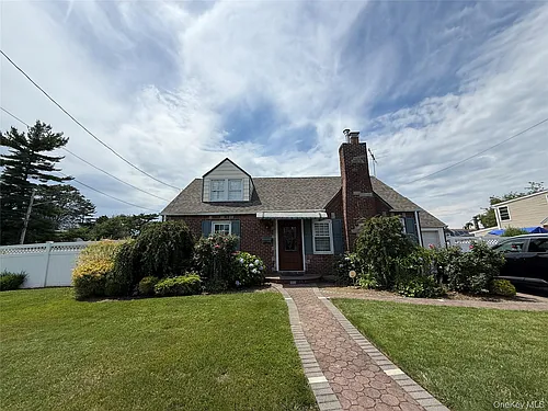 730 Cottage St Photo 1