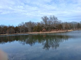 2934 Waterview Dr, Fulton, MO 65251