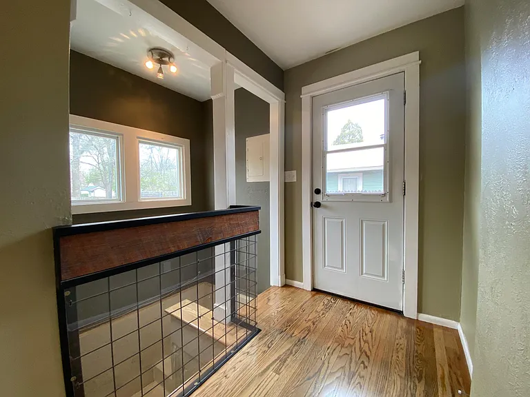 527 N Hancock Ave — Photo 12