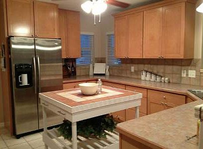 2nd image of 800 NW Emerald Lakes Dr