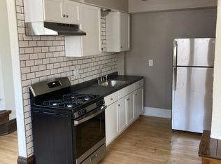 2560 N Frederick Ave, Milwaukee, WI 53211