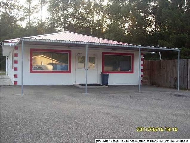 1st image of 18160 La Highway 16