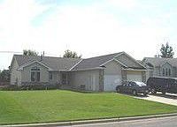1st image of 625 Willowbrook Dr NE