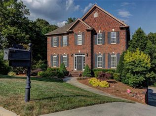 162 Turtle Bay Ct, Winston Salem, NC 27107