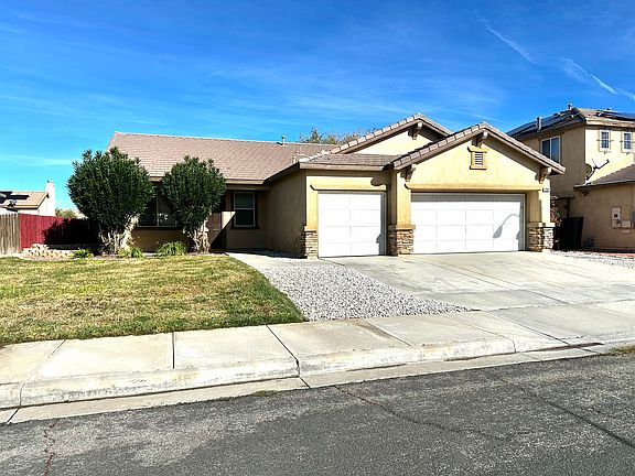 2nd image of 13846 Hawk Ct