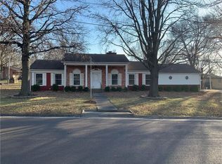 7 W Garfield St, Iola, KS 66749