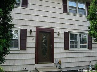 33 Ivy Cottage Ln, Rochester, NY 14623