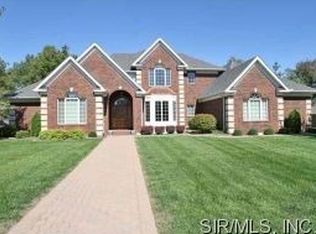 6617 Fox View Dr, Edwardsville, IL 62025