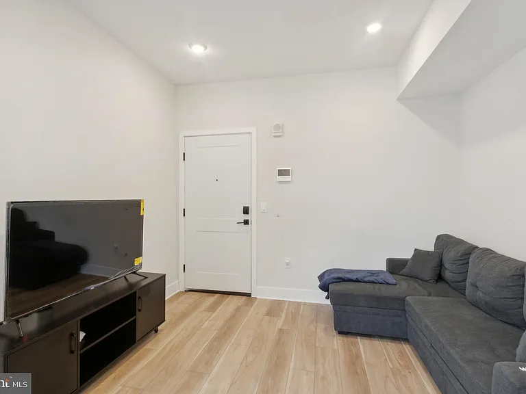 3836 Haverford Ave #7 — Photo 7