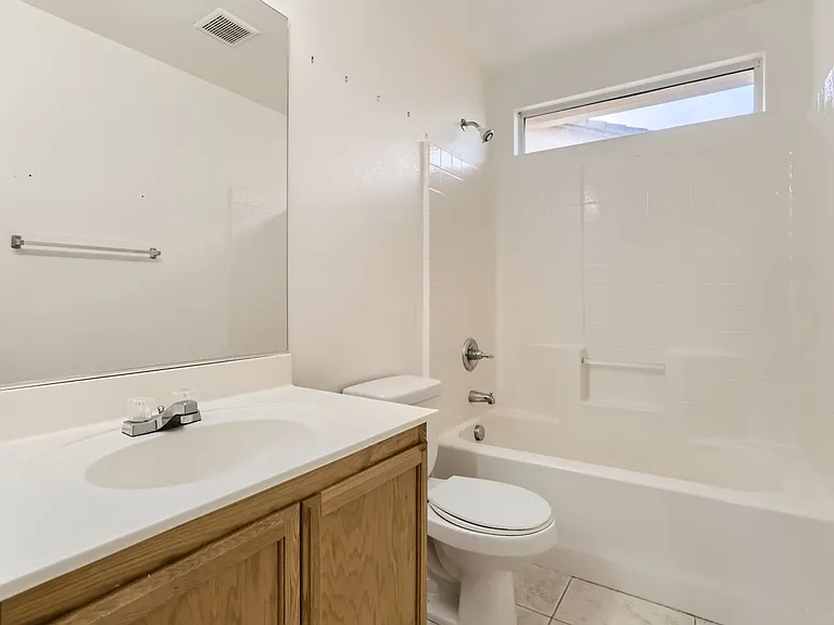2537 Begonia Valley Ave — Photo 21