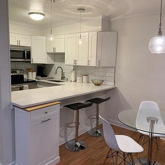 33 Pleasant St #13 — Photo 3