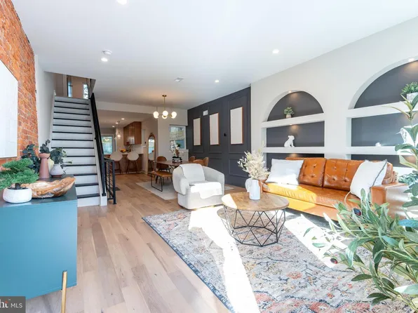 2033 Dickinson St, Philadelphia, PA 19146