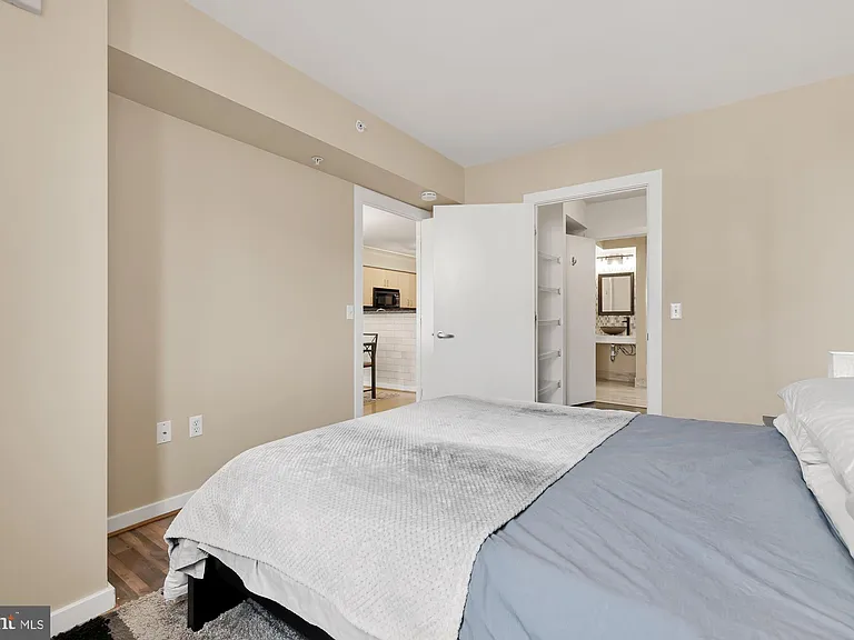 1000 New Jersey Ave SE #317 — Photo 18