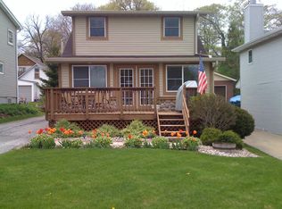 W272N2681 Lakeview Blvd, Pewaukee, WI 53072