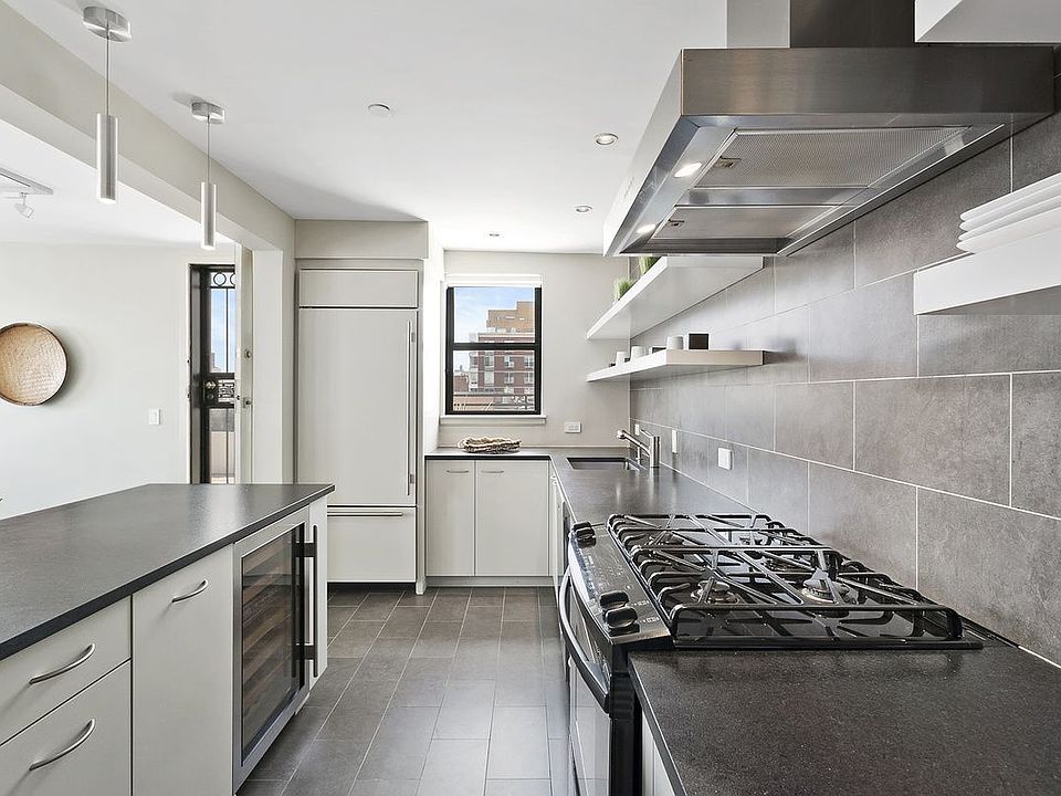 1st image of 2235 8th Ave APT 8E