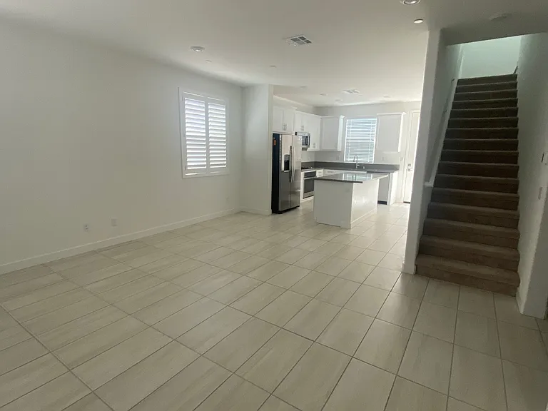 41174 Northwestern St — Photo 9