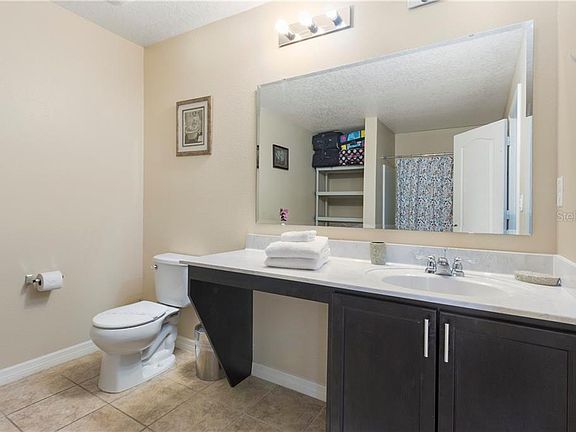 5th image of 925 Emerald Green Ct