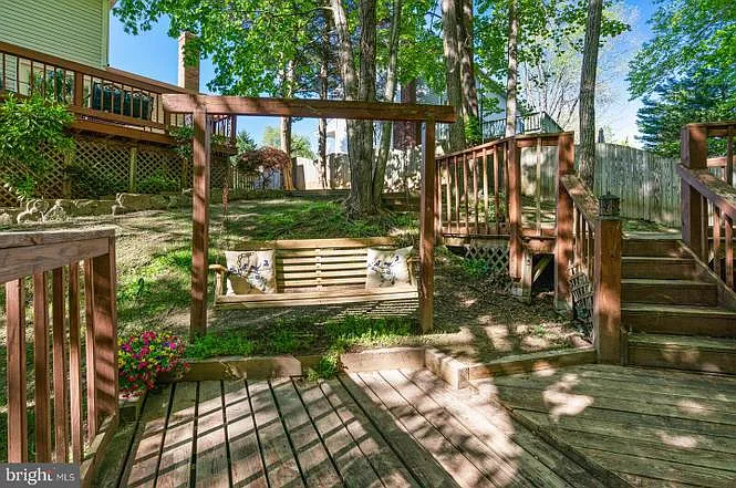 5 Lee Ct — Photo 32