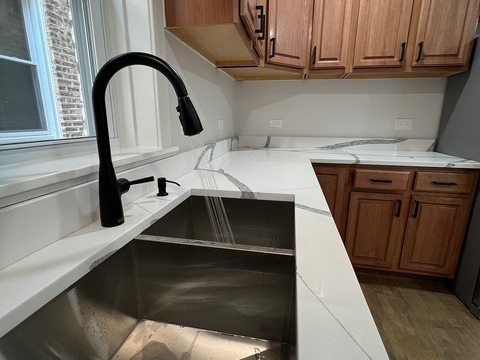 2 bed, $1,950 — Photo 2