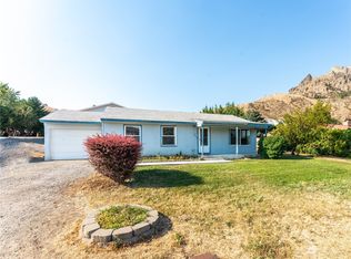 1023 Crawford Ave, Wenatchee, WA 98801