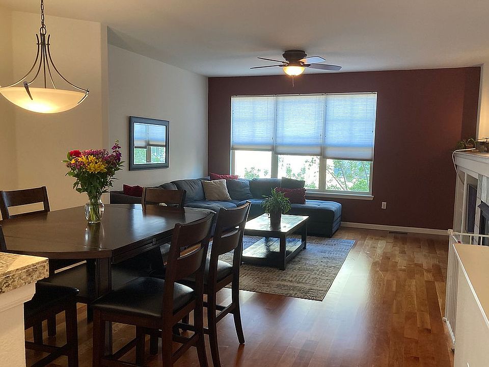Dining/Living 