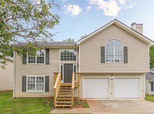 3022 Stonebridge Creek Dr, Lithonia, GA 30058