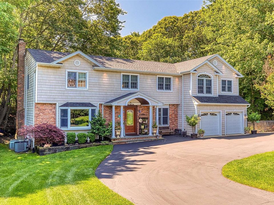 1st image of 8 Berkshire Court
