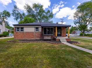 29824 Hathaway St, Livonia, MI 48150