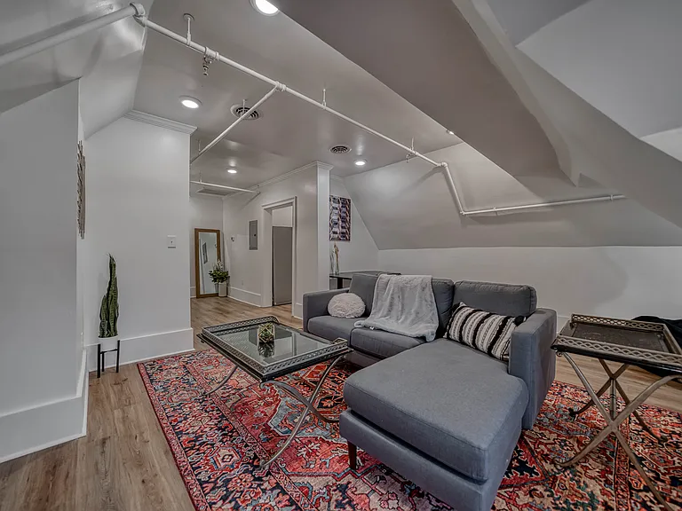 46 Allen St #5 — Photo 22