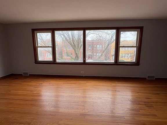 5th image of 1322 N Austin Blvd #2F