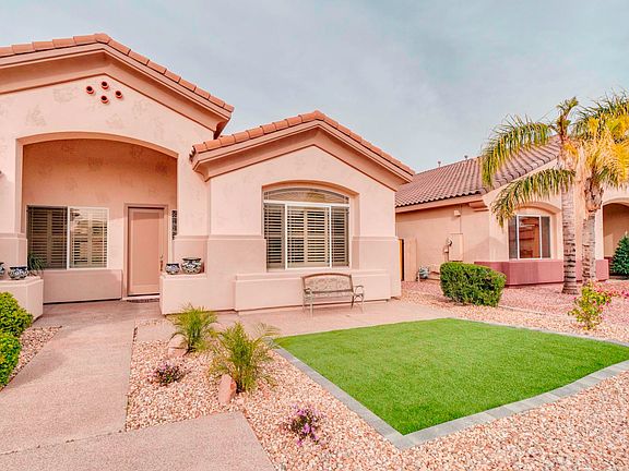 8634 W Mohawk Ln-4
