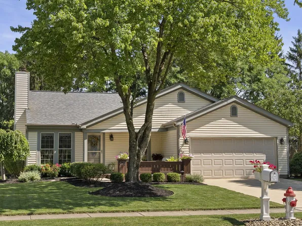 628 Forestwood Dr, Columbus, OH 43230