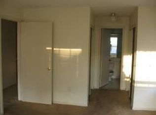 36 Boston Ct, Newark, NJ