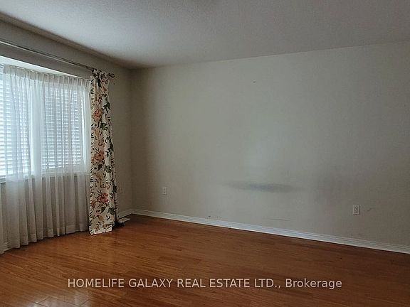 2nd image of 163 Livingston Ave #28