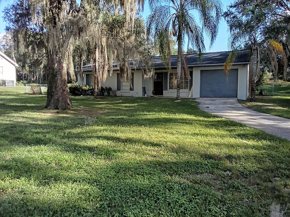 1st image of 104 W Guava St