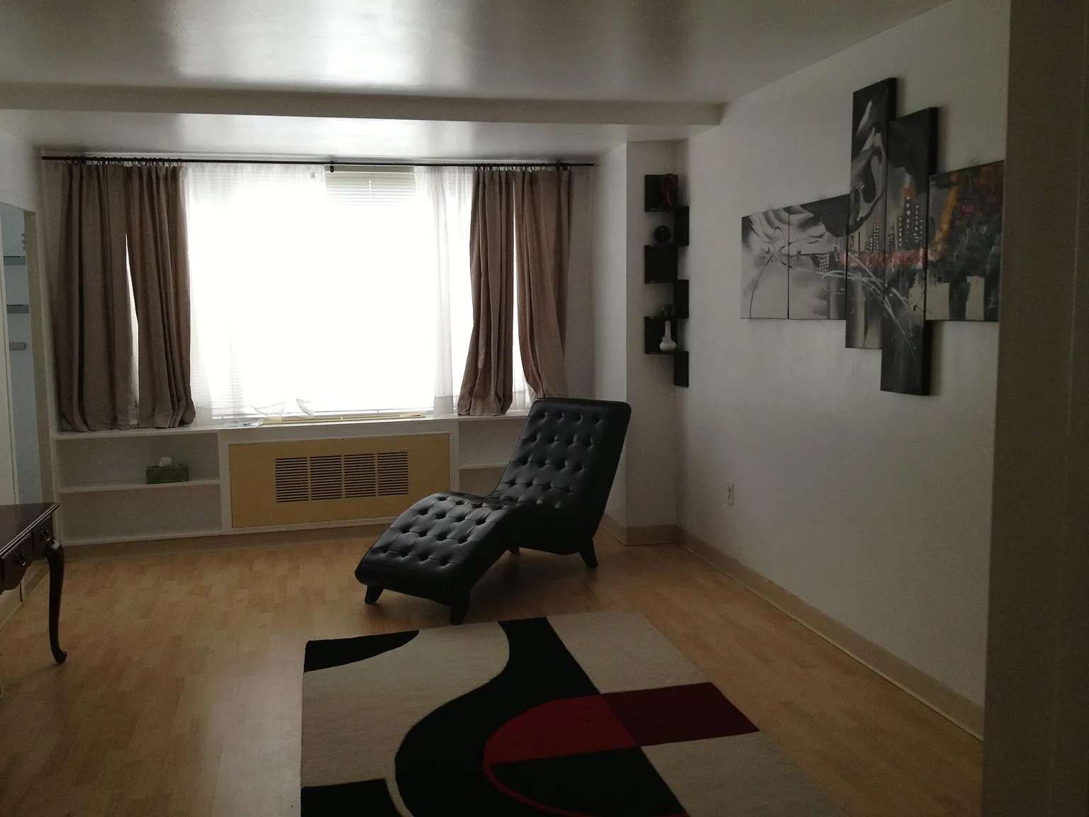 Studio, 400 sqft, $1,650 — Photo 3
